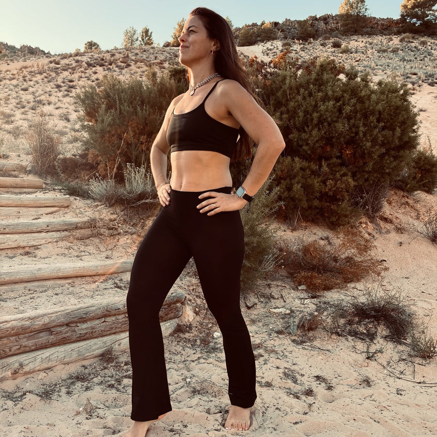 PANTALÓN FLARE SHAKTI "NEGRO"